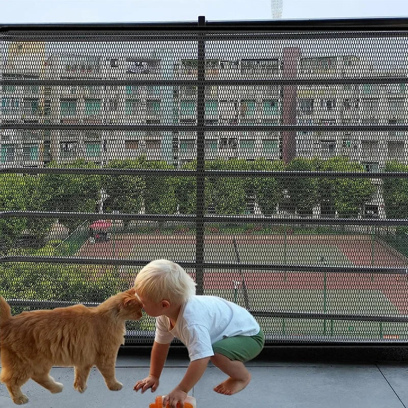 Pet Safety Barrier Mesh Fence with 4x Self-Adhesive Hooks